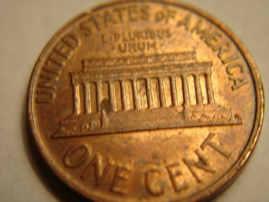 196?-Lincoln-Memorial-Cent--What-Caused-This-On-The-Obverse?